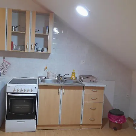 Apartment Hari 3 *